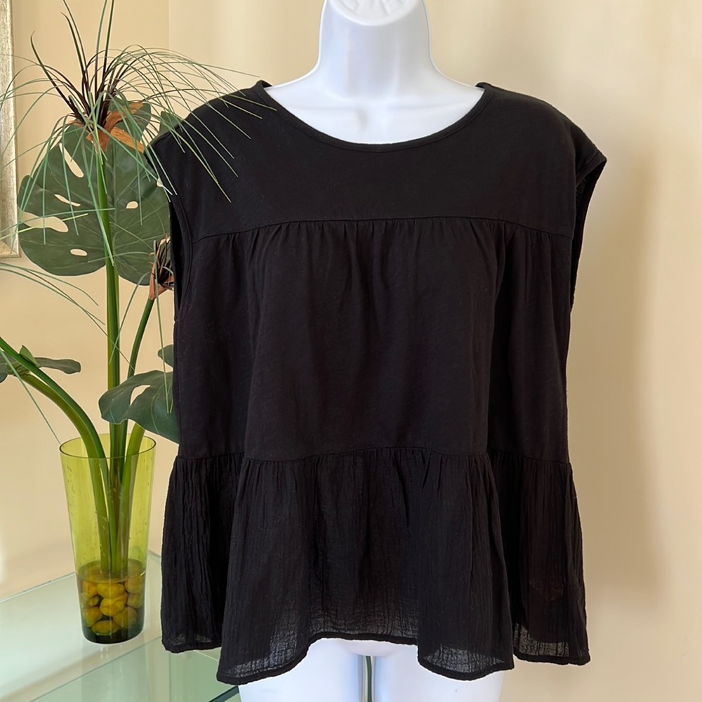 Velvet by Graham & Spencer Top